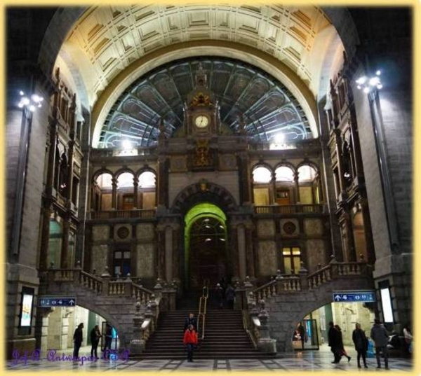 Antwerpen, koningin Astridplein, Centraal Station,