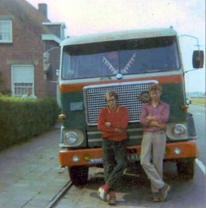 XF-34-83  Chauffeurs; Hidde Smits en Gerrit Laning