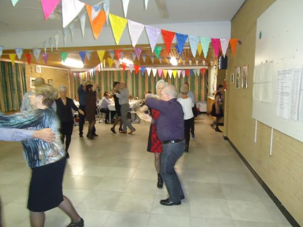 Ook een stijldans komt er bij te pas.