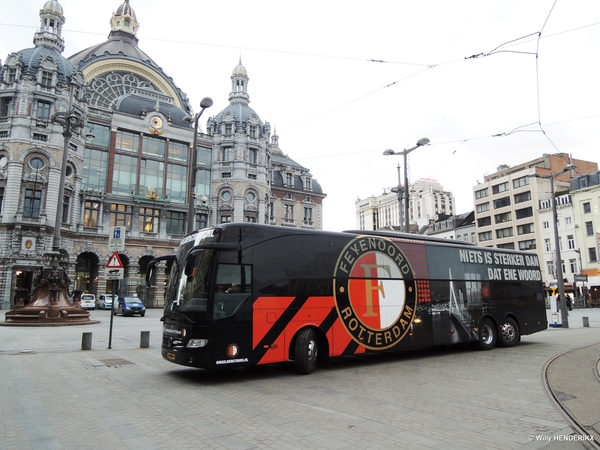 AUTOBUS FEYENOORD KON. ASTRIDPLEIN 20170223_1