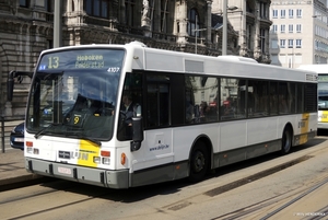 4107 lijn 13 halte NATIONALE BANK 20170419 15u21