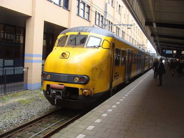 Plan V's 450+945+480 in 2013 in Amersfoort naar Zwolle