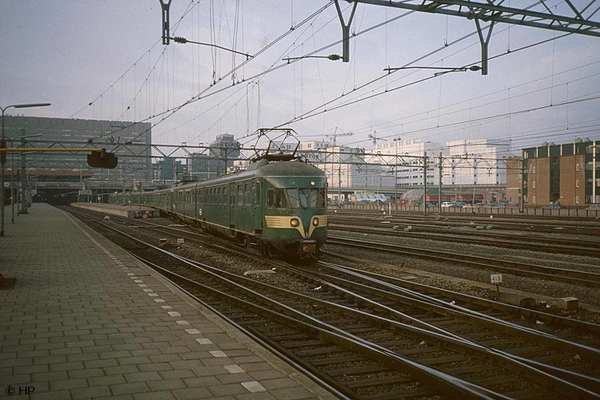 12 februari 1982 - Den Haag vertrekkende Mat 46