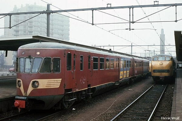 Rode diesels in het oosten van Nederland. 06-03-1985-6