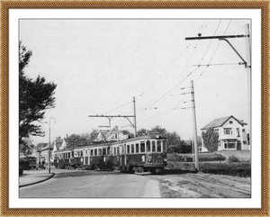 Nieuwe Zeeweg in Noordwijk, rechts de Duinweg