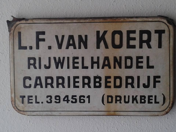 Dit was het reclame bordje