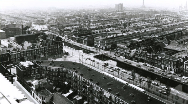 Prinsegracht (links), Lijnbaan (voor) Zoutkeetsingel (rechts)