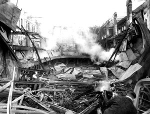 K & W De ravage na de fatale brand in 1964.