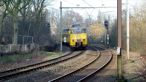 Sprinter- station Dorp Zoetermeerse Krakeling.18-01-2003