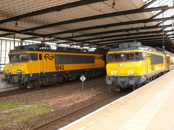 De 1840 ontmoet de 1846 in Schiedam op 5-6-2009.