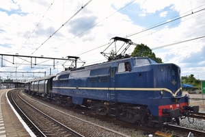 NS 1202 van het Spoorwegmuseum tijdens een rondrit, pauzeert in Z