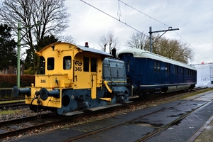 NS P 7920 in een vers geverfd jasje + 345