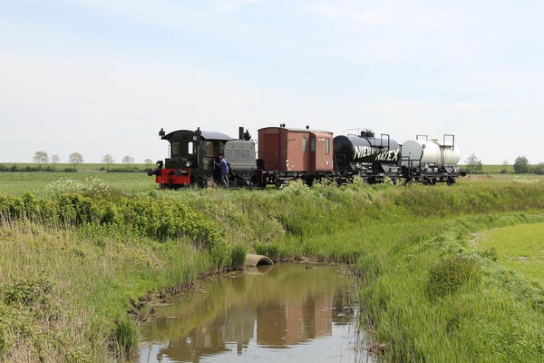 SGB met de sik 264 bij Hoedekenskerke, 17-05-2012