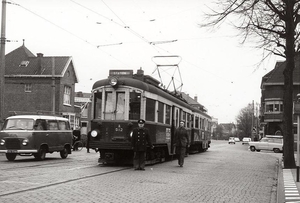 13-11-1961 rangeren van de tram op de parkweg