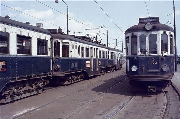 B 402