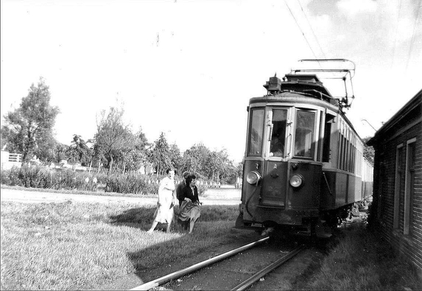 Broek in Waterland, Eilandweg, de laatste rit van de tram