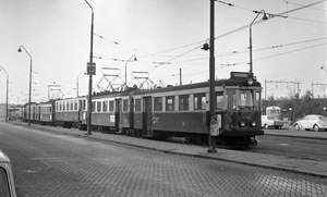 Leiden Stationsplein, foto Chris Rademaker, 1 november 1961