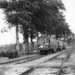 Leidschendam 1958 - Blauwe tram nabij het eiland van ome Nick