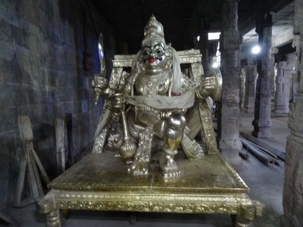 1BB Kanchipuram, grote tempel _DSC00087