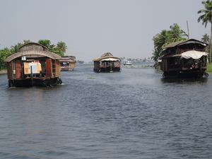 5I Backwaters, houseboat _DSC00350