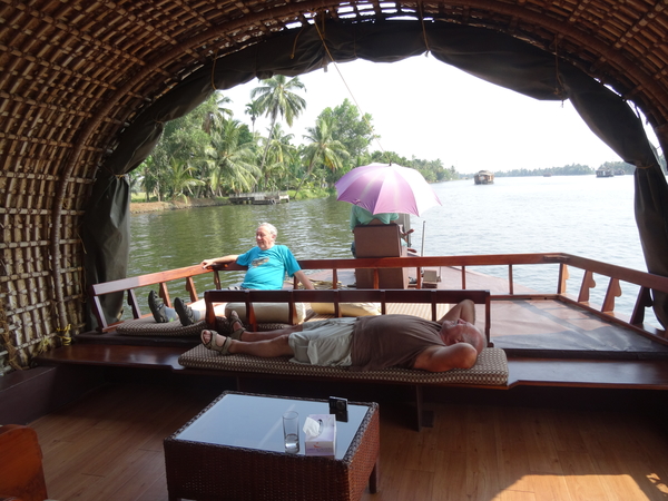 5I Backwaters, houseboat _DSC00359