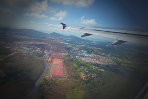 Vlucht naar de hoofdstad Kuala Lumpur