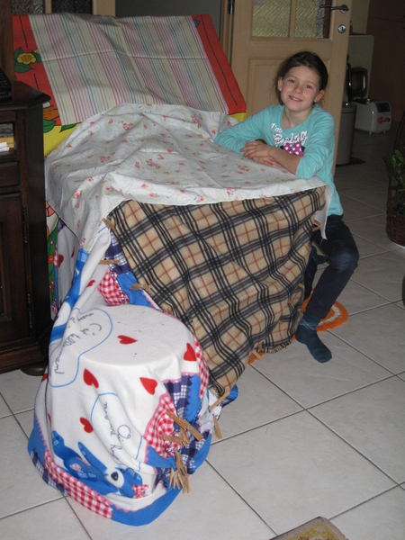 90) Jana heeft een huis aangebouwd