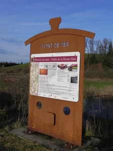 Ijzeren brug - herdenkingsteken