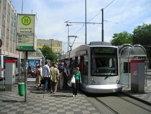 Dusseldorf 2202  Konrad-Adenauer-platz 24-08-2007