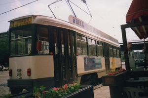 2024 13 juni 1992 aan een van de pleinen in Antwerpen, waar de PC