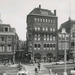 Dagelijkse Groenmarkt 22-25, met de ingang van de Venestraat