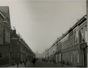 Roggeveenstraat, Witte de Withstraat naar de Van Speijkstraat