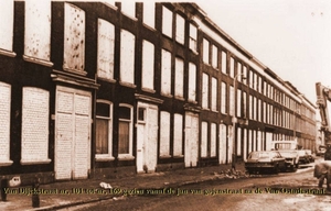 Van Dijckstraat gezien vanaf de Jan van Gojenstraat