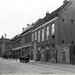 Zorgvlietstraat gezien naar de Veenkade Z.H.B. op de achtergrond