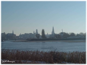 Op de dijk tussen Schelde en Noordkasteel.