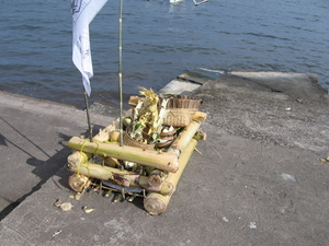Melasti in Banyualit