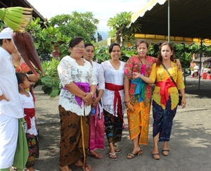 Melasti in Banyualit