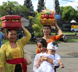 Melasti in Banyualit