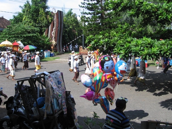 Melasti in Banyualit