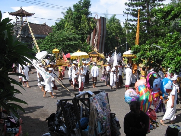 Melasti in Banyualit