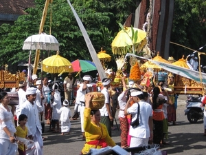 Melasti in Banyualit