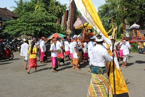Melasti in Banyualit