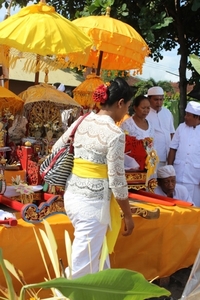 Melasti Banyualit