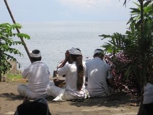Melasti Banyualit