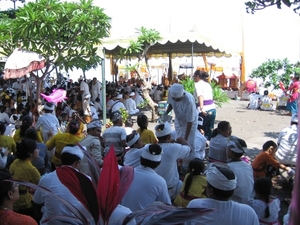 Melasti Banyualit