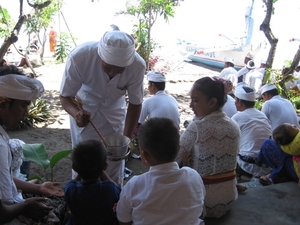 Melasti Banyualit
