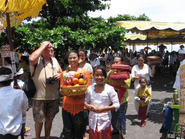 Melasti Banyualit