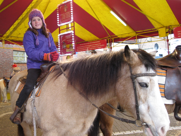 03) Jana op haar paard