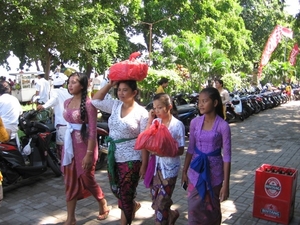 Melasti Kalibukbuk en Kayuputih