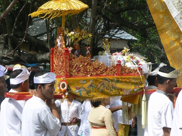 Melasti Kalibukbuk en Kayuputih